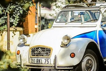 Citroën 2cv vista di fronte