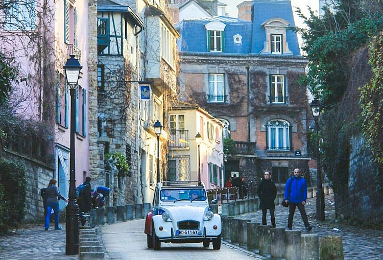 2cv Citroën en barrios insospechados